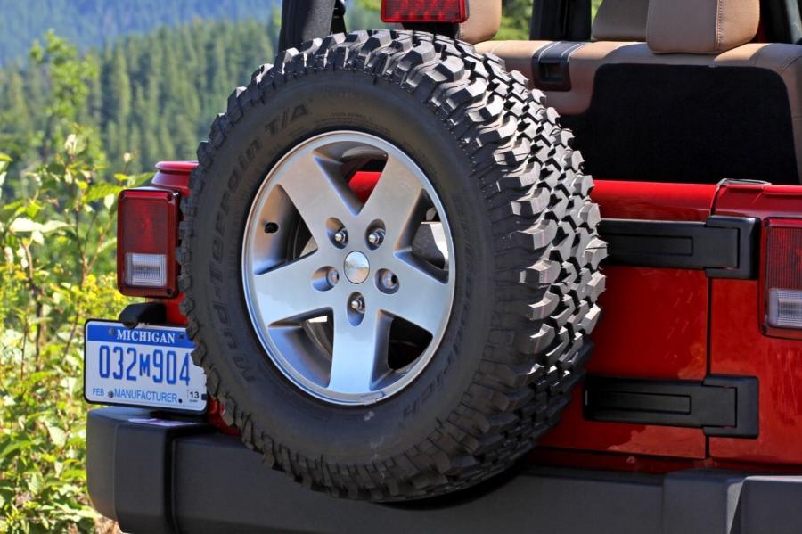  Jeep Wrangler 2012 года  (фото 41 из 56)